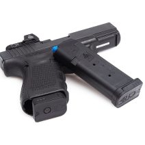 UTG GL915 15-round 9mm polymer magazine for Glock 19 and 26.